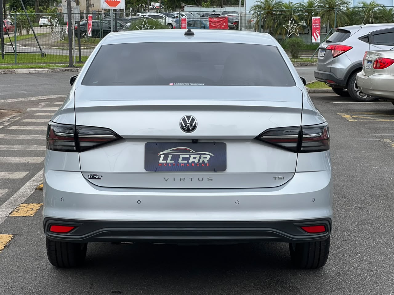 VOLKSWAGEN VIRTUS