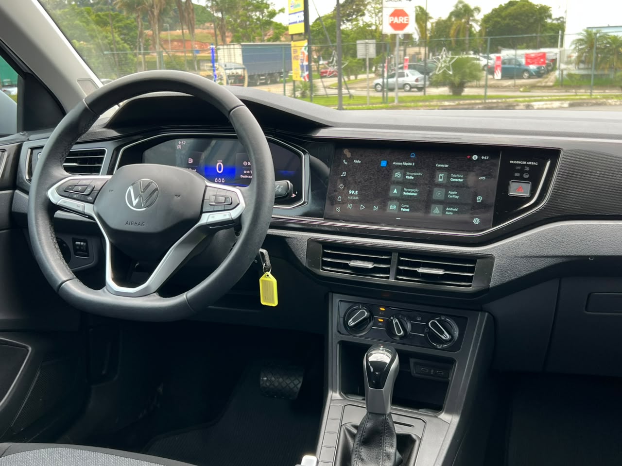 VOLKSWAGEN VIRTUS