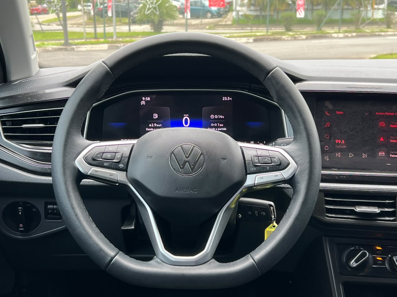 VOLKSWAGEN VIRTUS