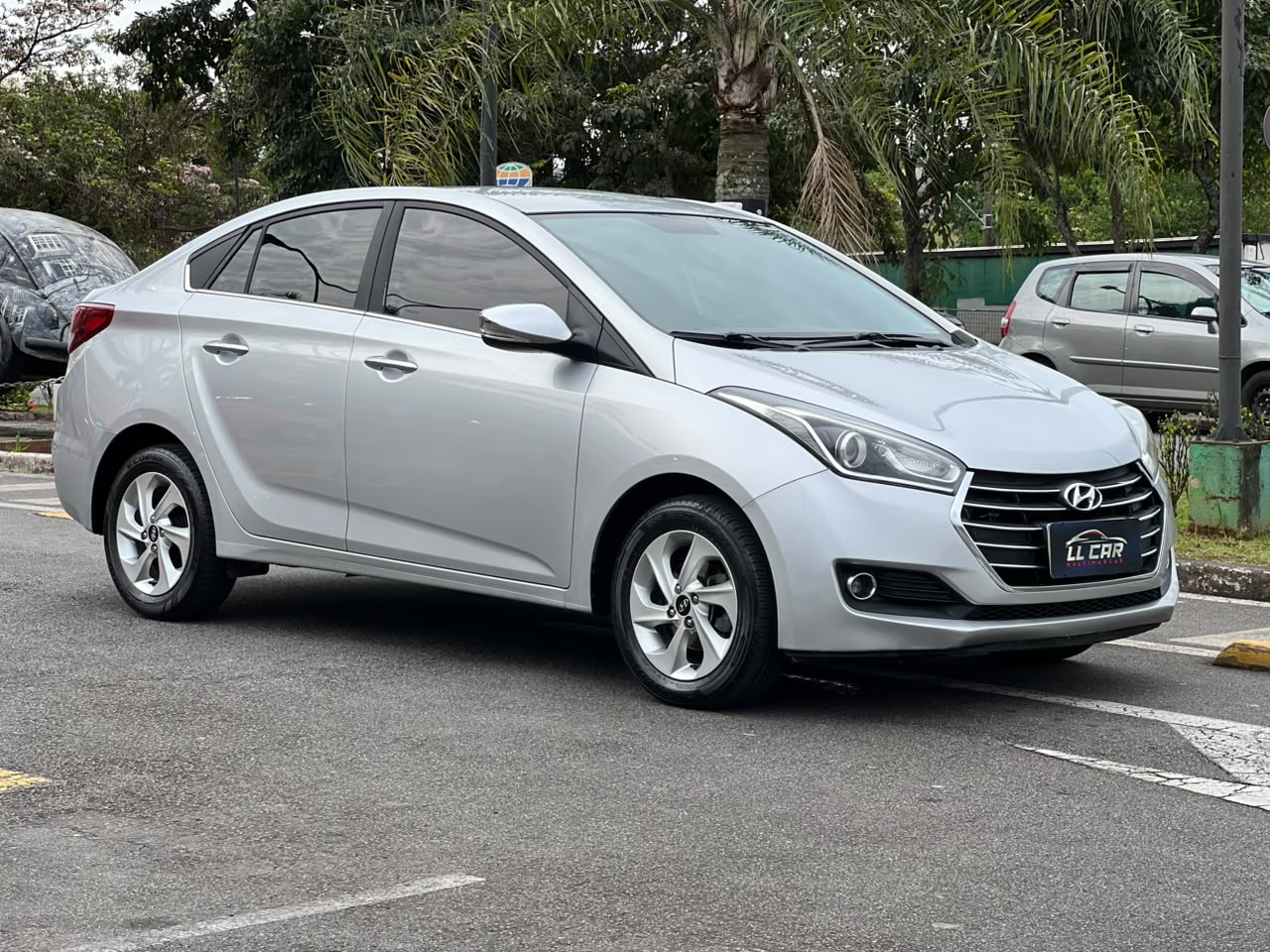HYUNDAI HB20S