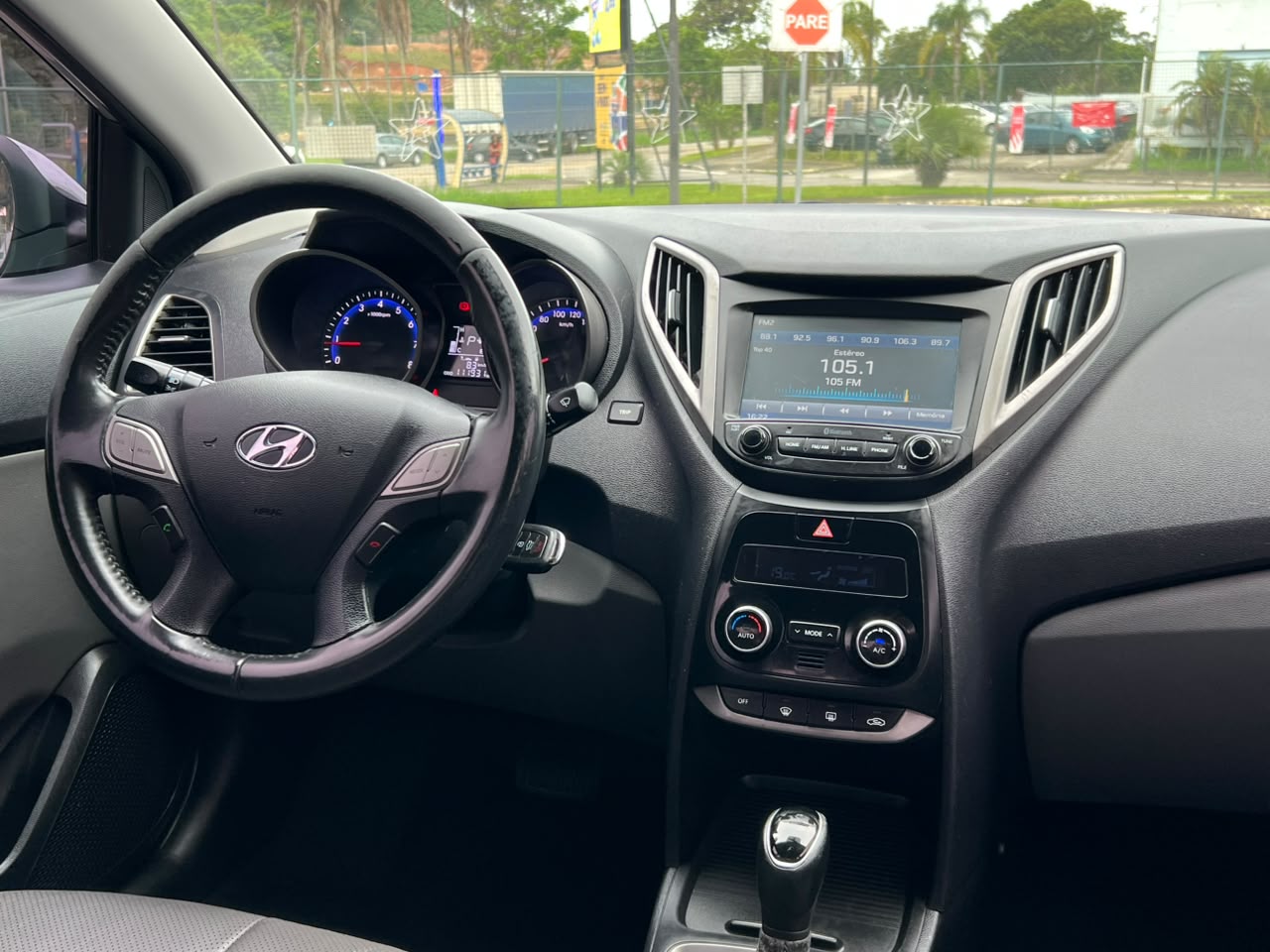 HYUNDAI HB20S