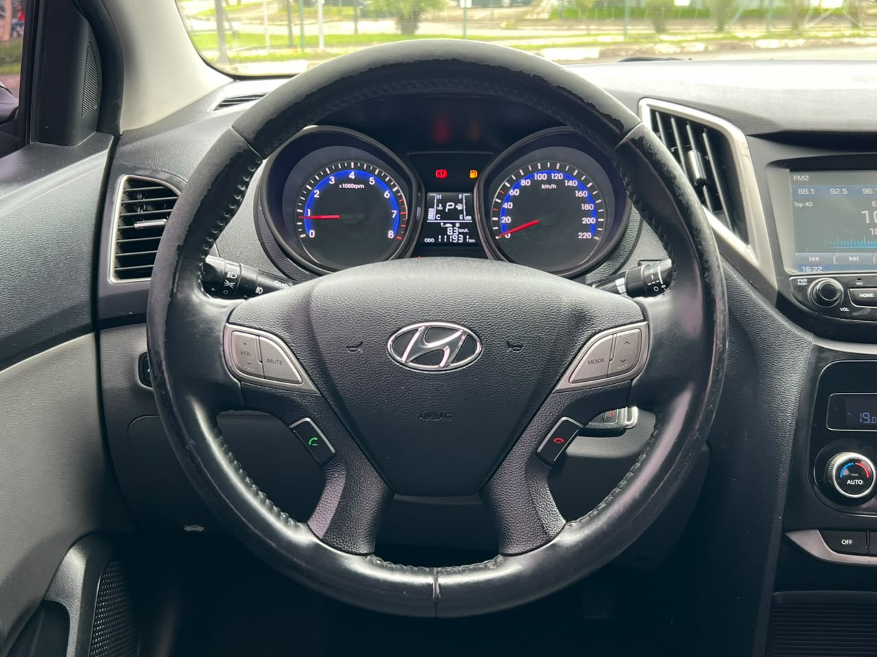 HYUNDAI HB20S
