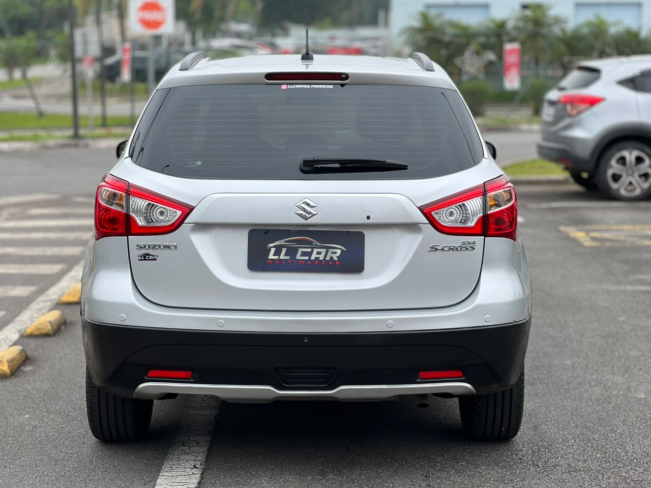 SUZUKI S-CROSS