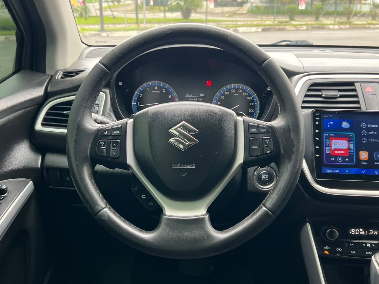 SUZUKI S-CROSS