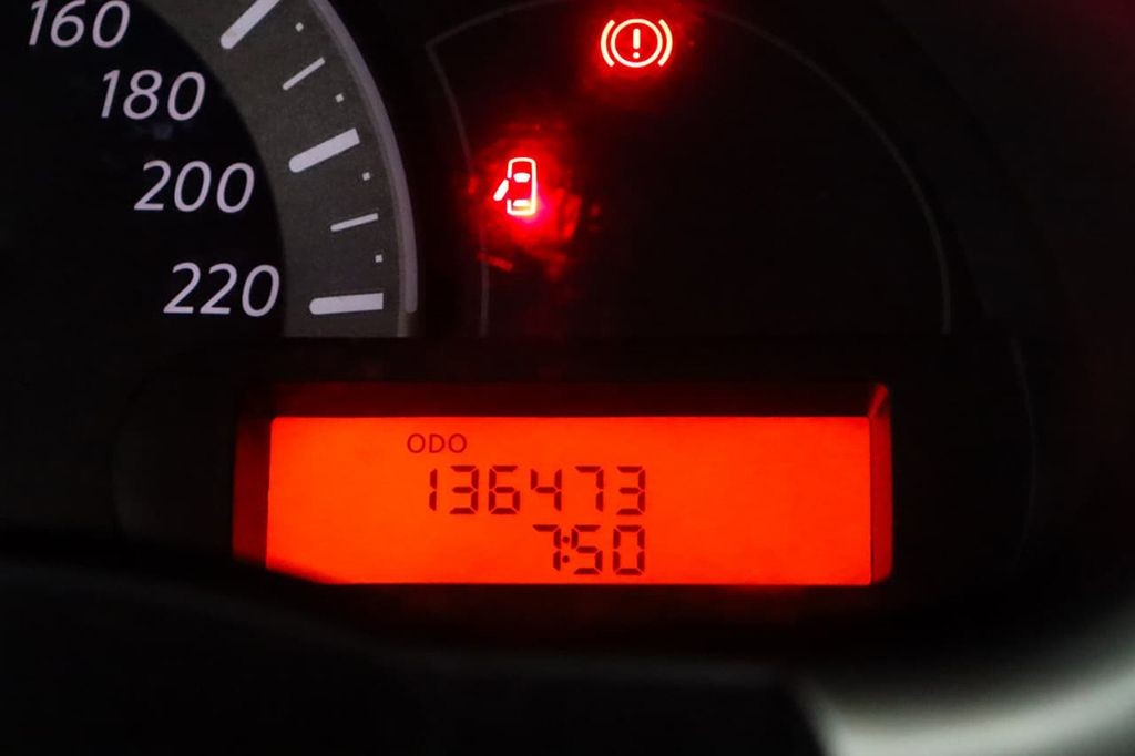 NISSAN/MARCH 1.0 S 16V 2014