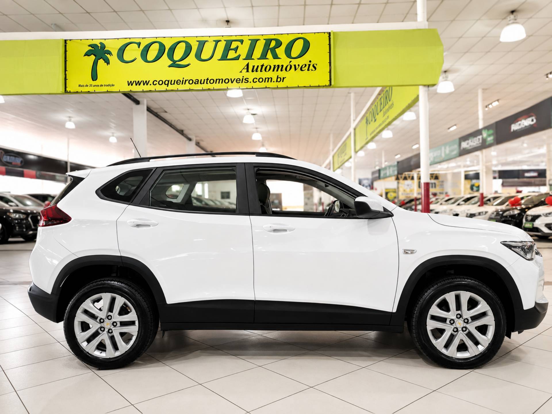 CHEVROLET TRACKER