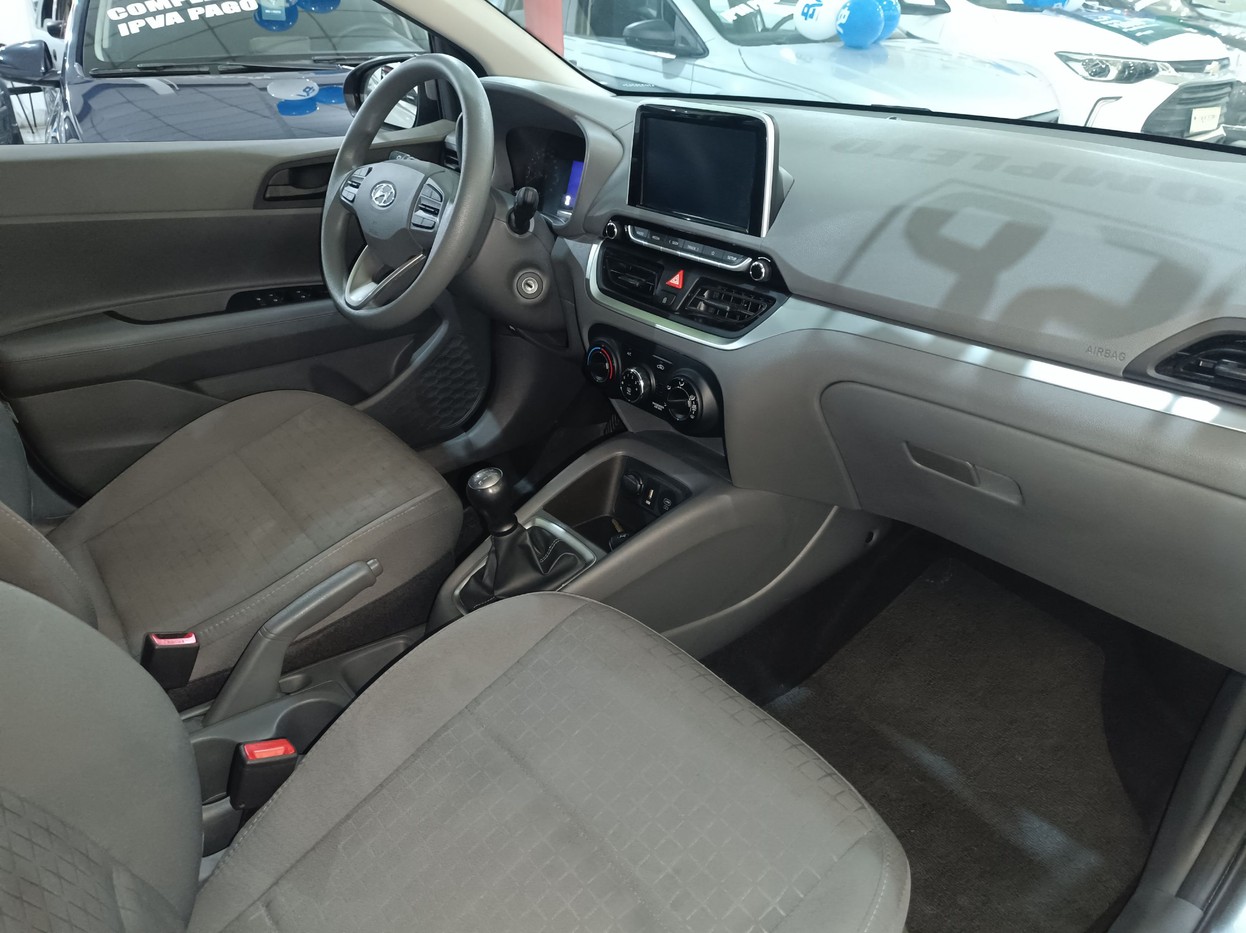 HYUNDAI HB20S