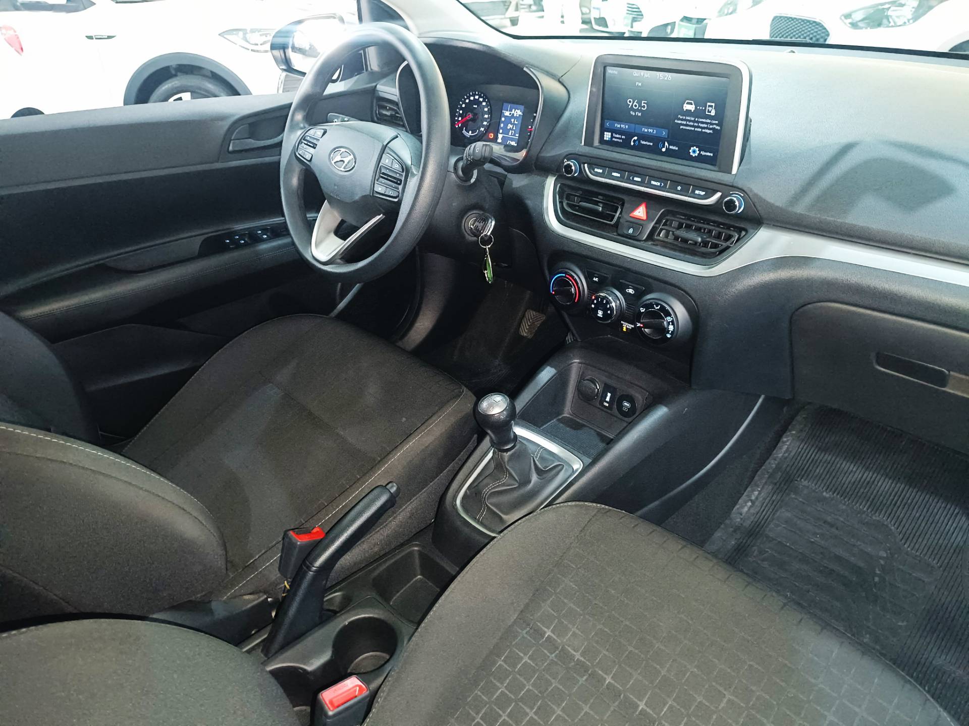 HYUNDAI HB20