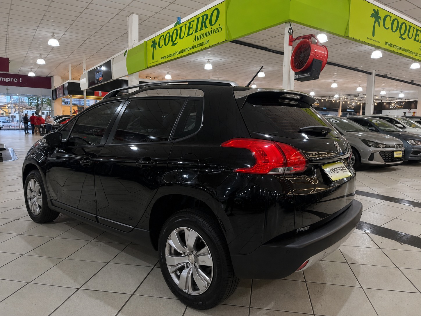 PEUGEOT 2008