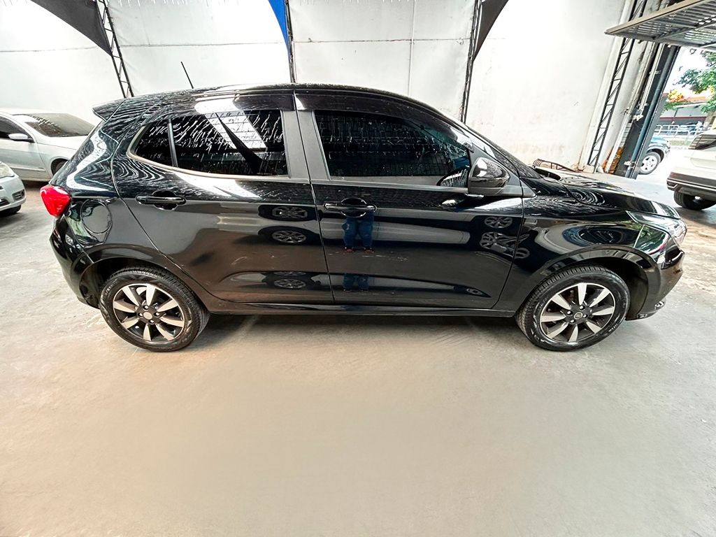 Car Image 11