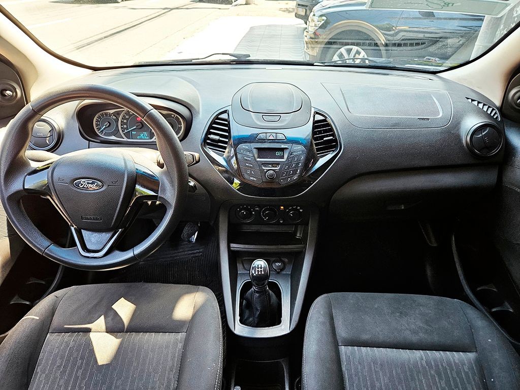 Car Image 5