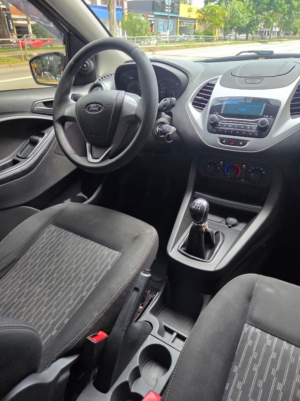 FORD KA 1.0 SE PLUS 12V