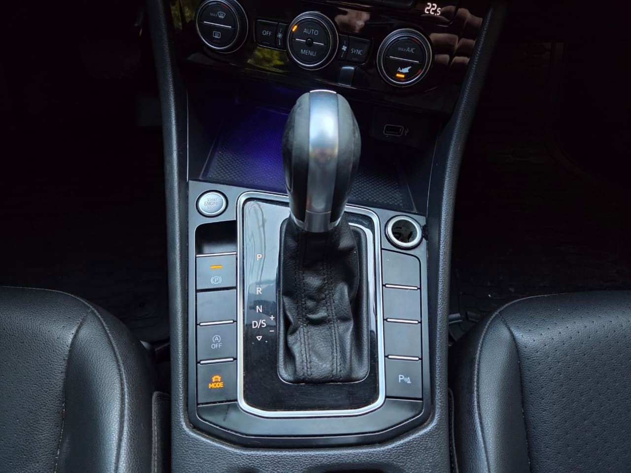 VOLKSWAGEN JETTA 1.4 16V TSI COMFORTLINE