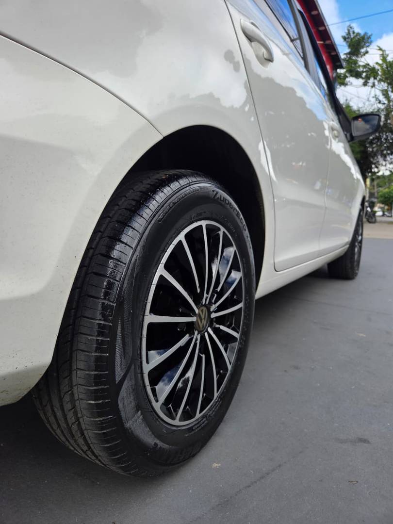 VOLKSWAGEN SPACEFOX