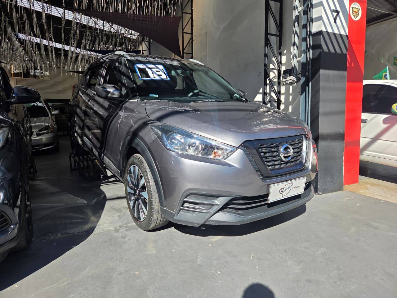 NISSAN KICKS