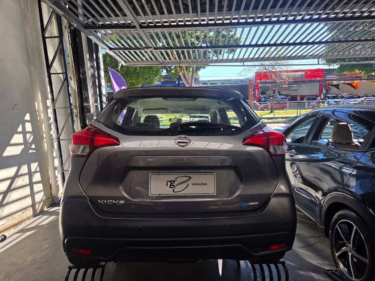 NISSAN KICKS