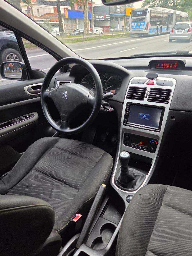 PEUGEOT 307
