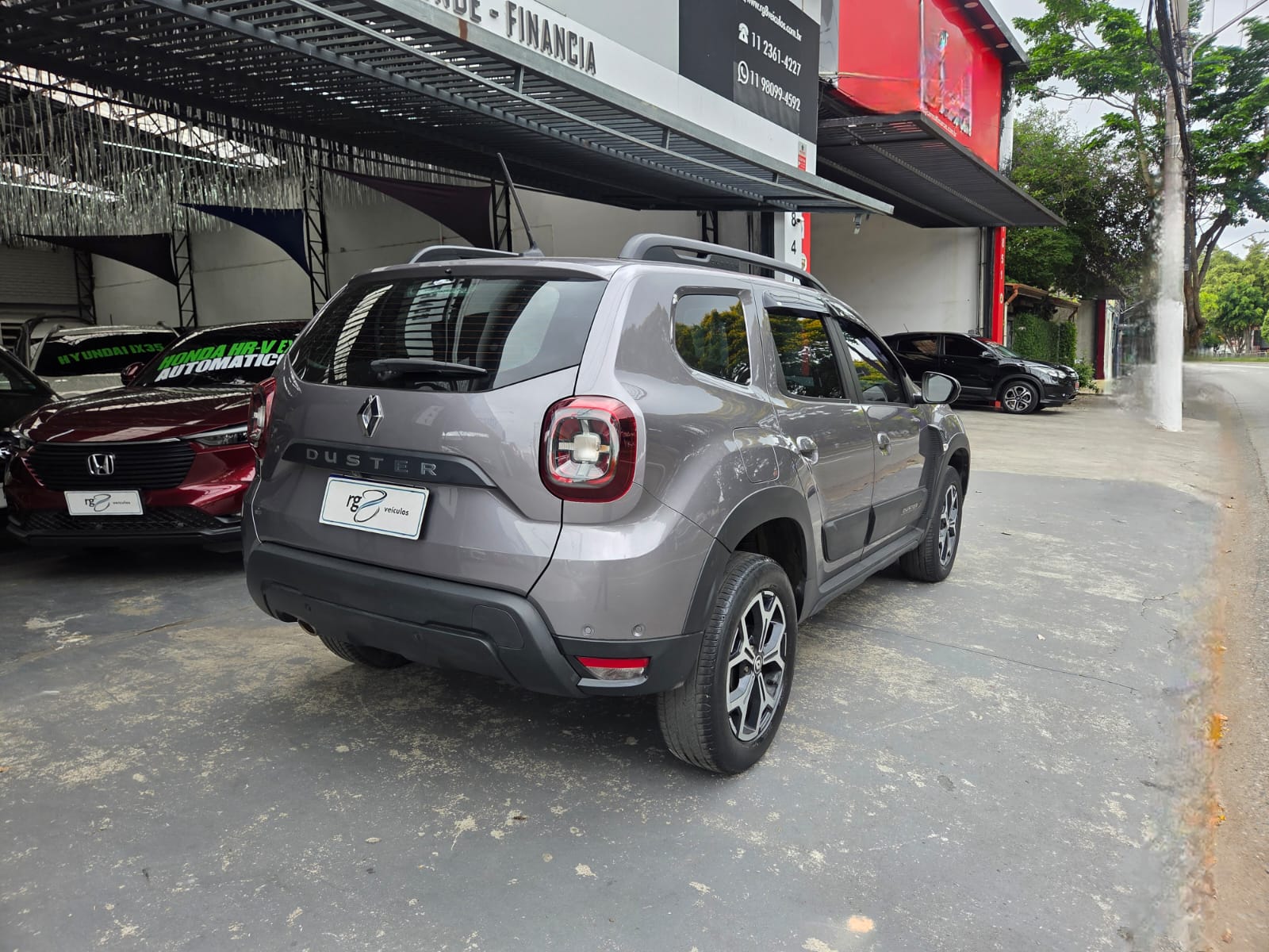 RENAULT DUSTER