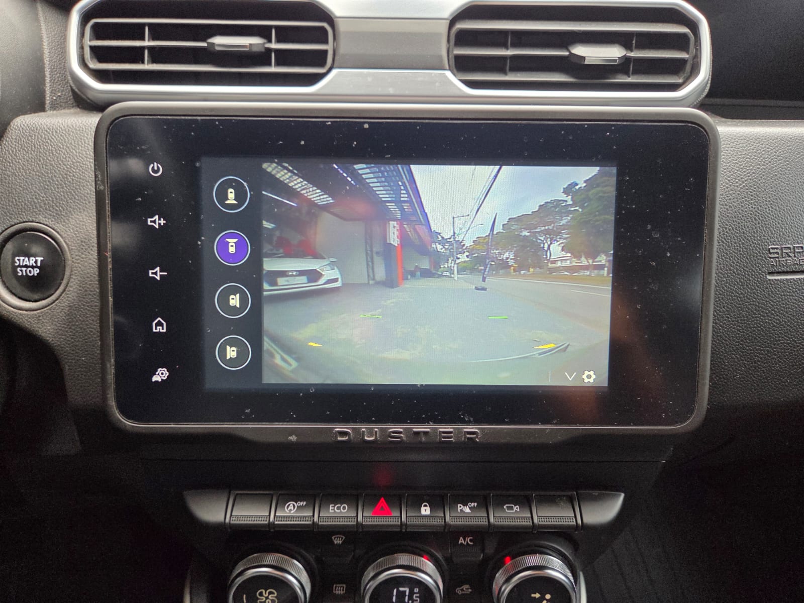 RENAULT DUSTER