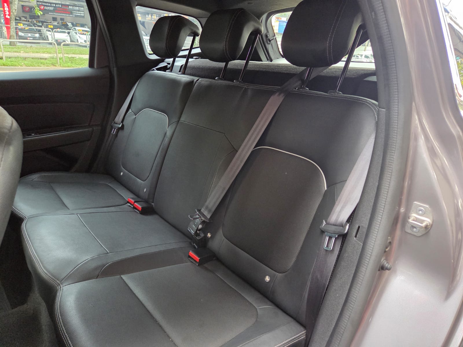 RENAULT DUSTER