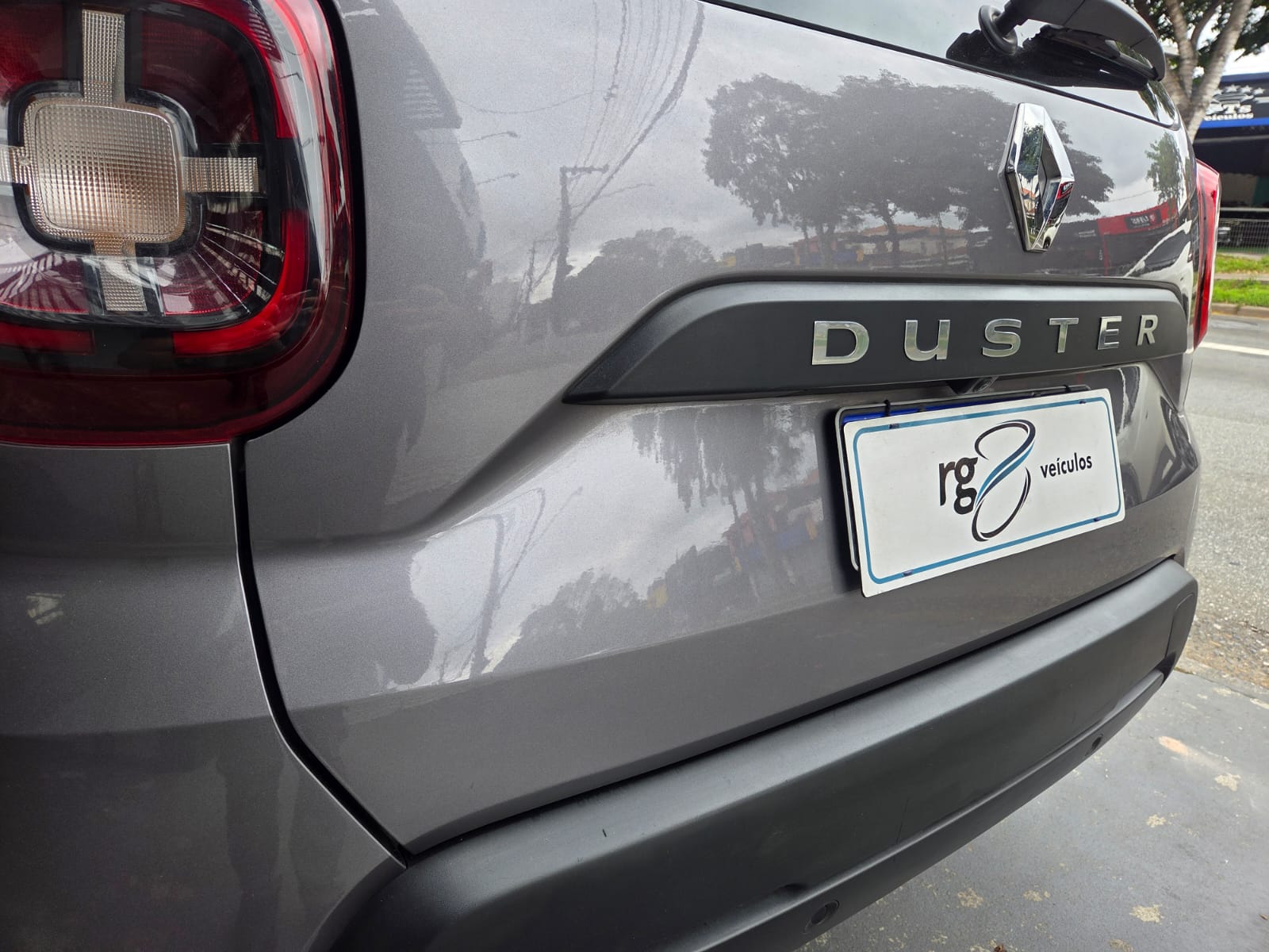 RENAULT DUSTER