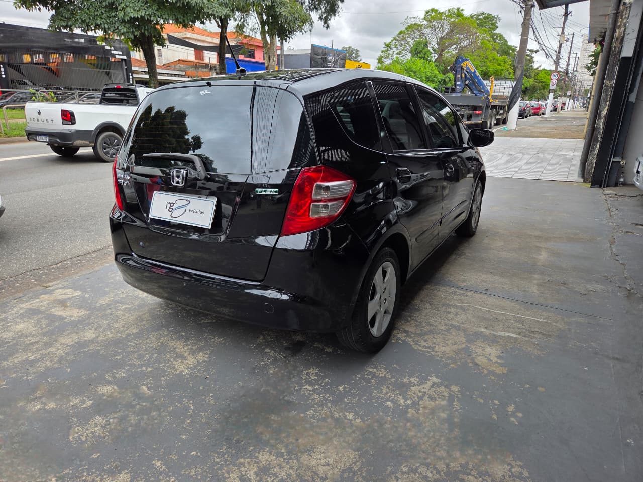 HONDA FIT