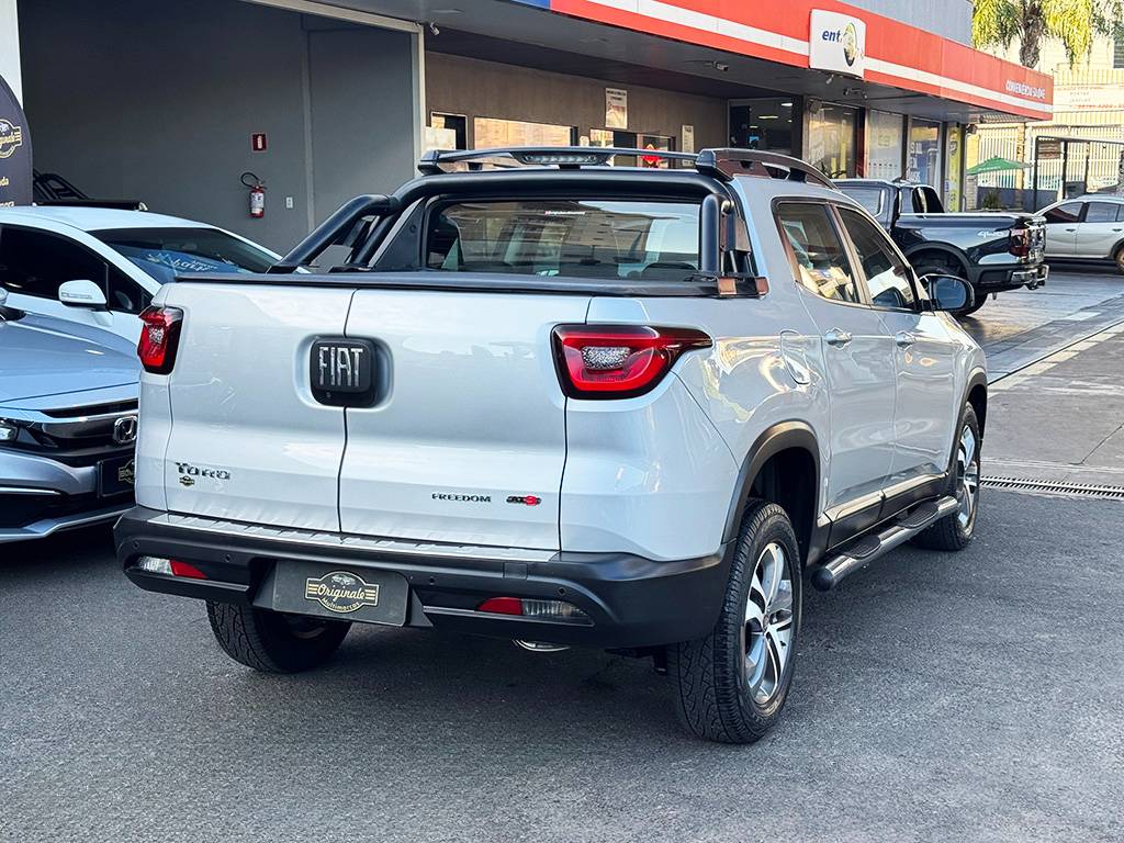 FIAT TORO
