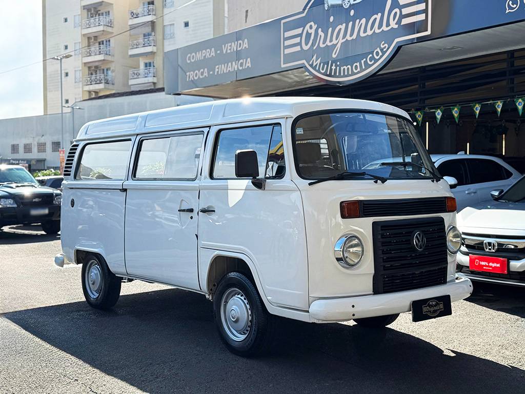 VOLKSWAGEN KOMBI