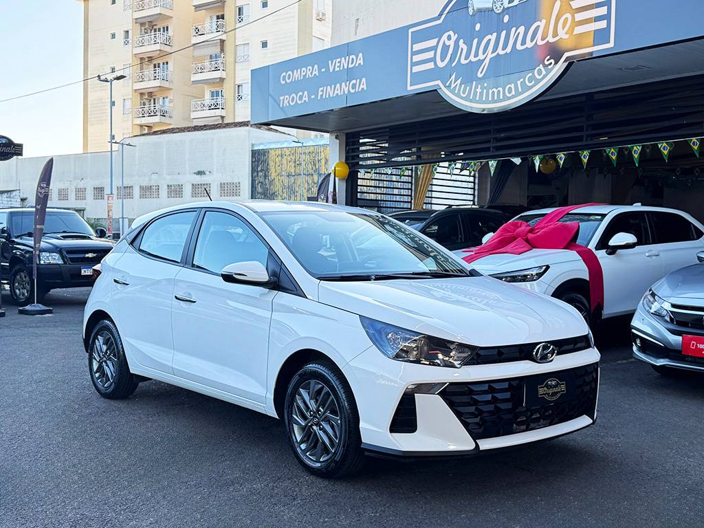 HYUNDAI HB20