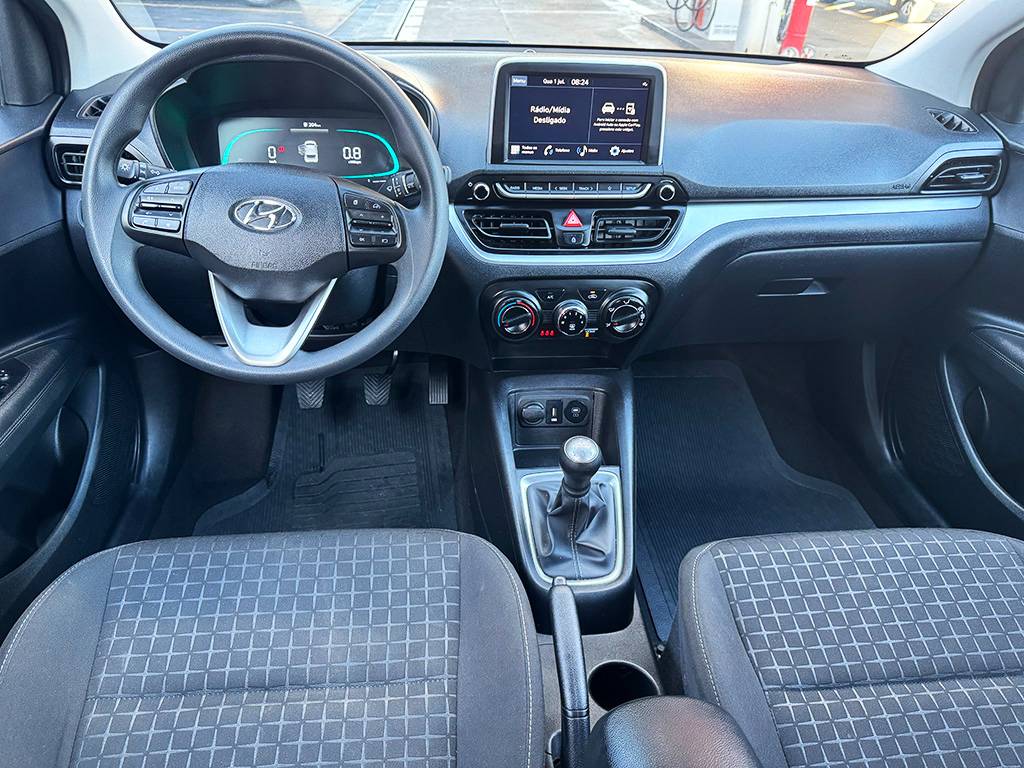 HYUNDAI HB20