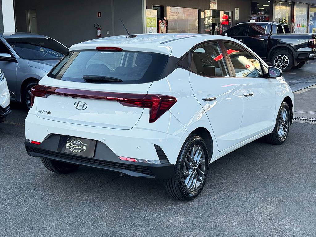 HYUNDAI HB20