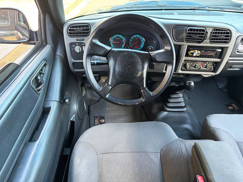 CHEVROLET S10
