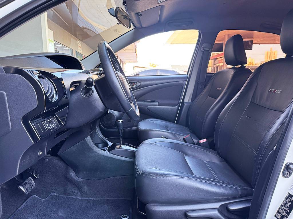 TOYOTA ETIOS