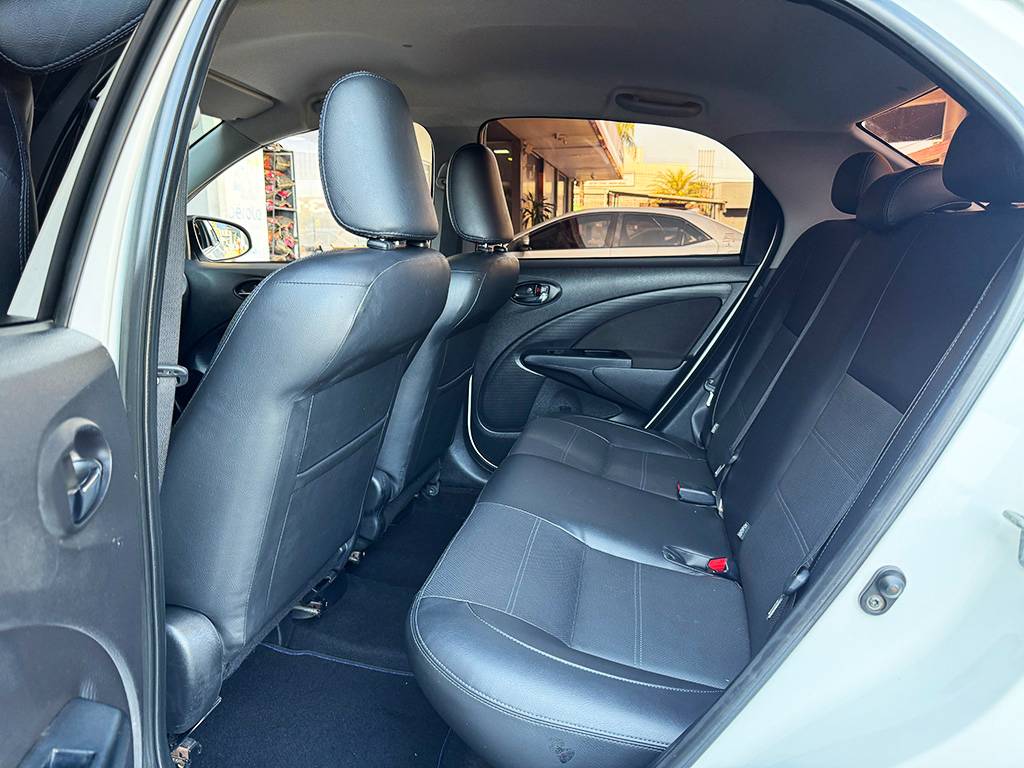 TOYOTA ETIOS