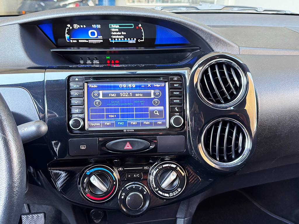 TOYOTA ETIOS
