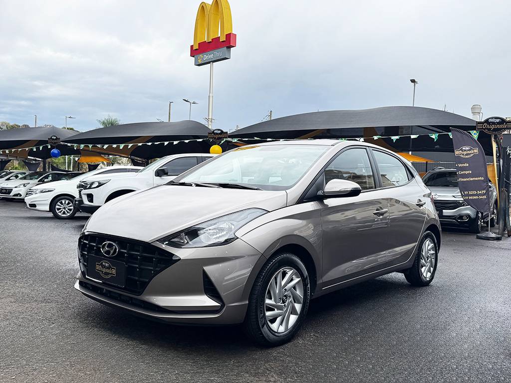 HYUNDAI HB20