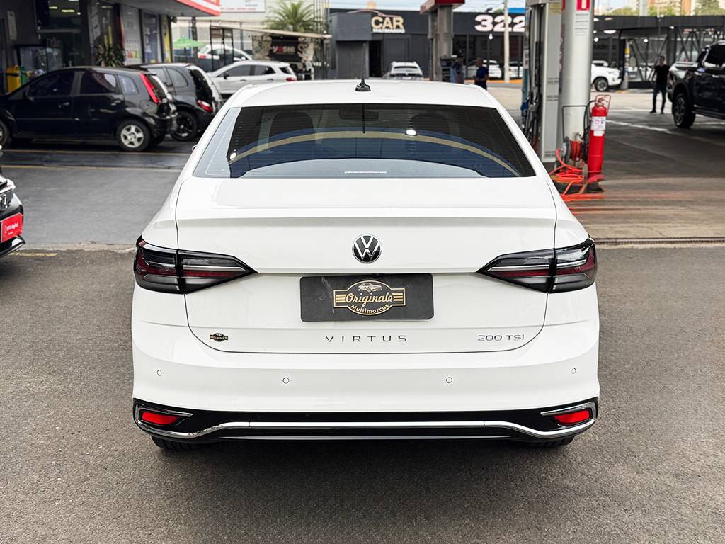 VOLKSWAGEN VIRTUS