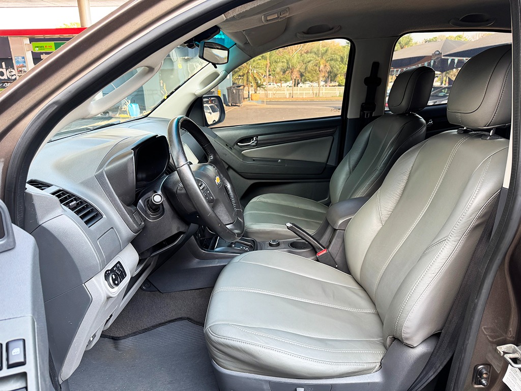 CHEVROLET S10