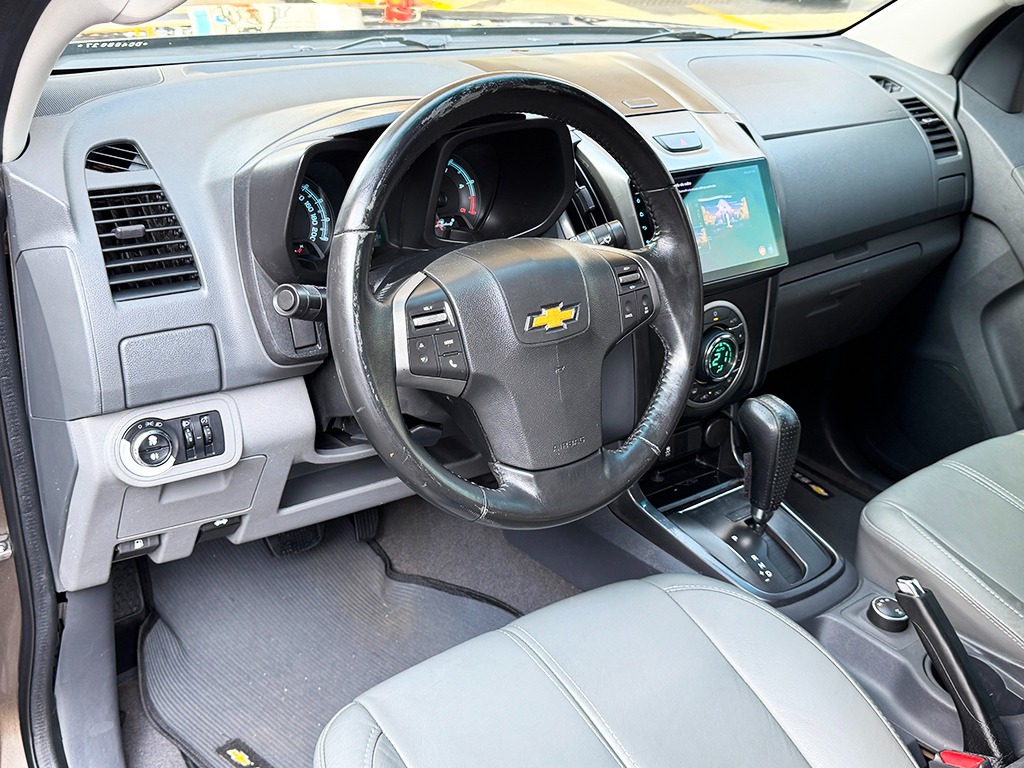 CHEVROLET S10