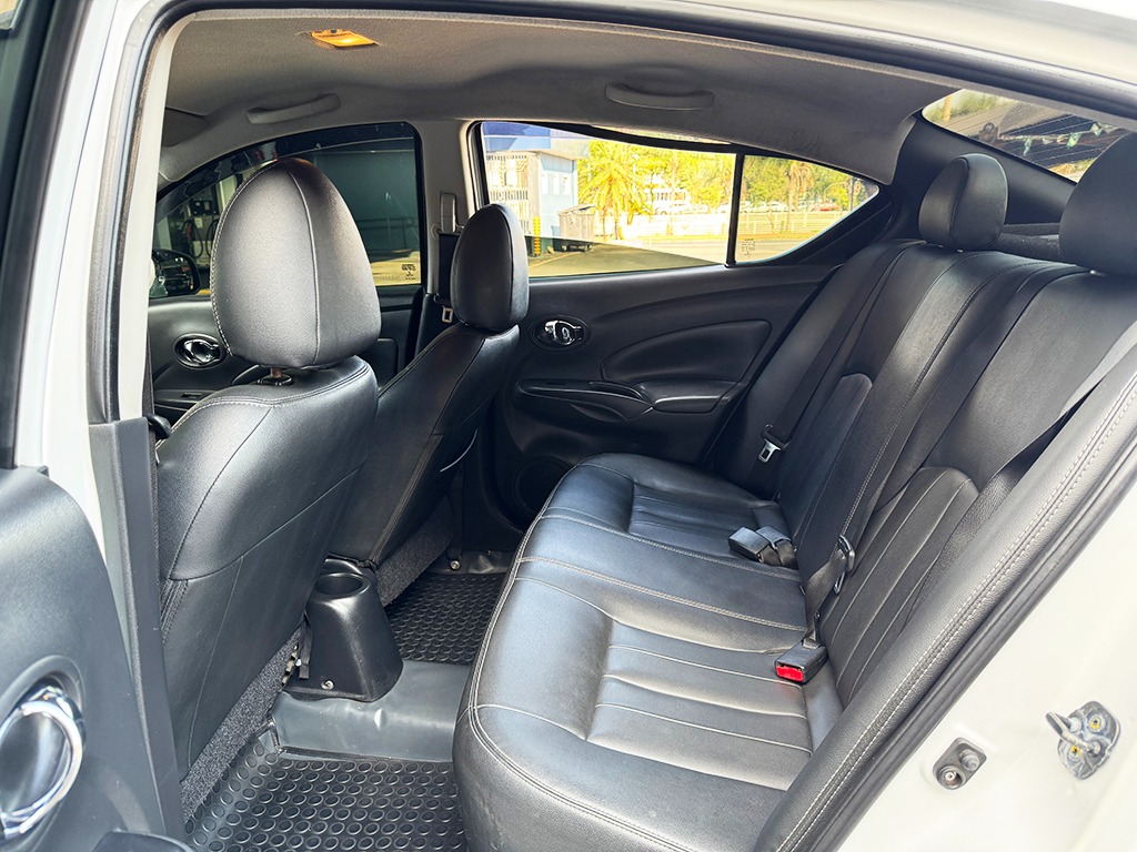 NISSAN VERSA