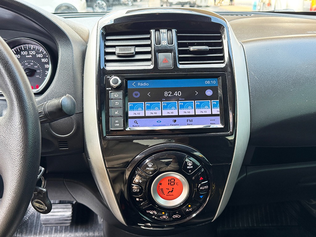 NISSAN VERSA
