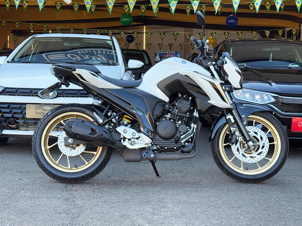 YAMAHA FZ25 FAZER CONNECTED ABS