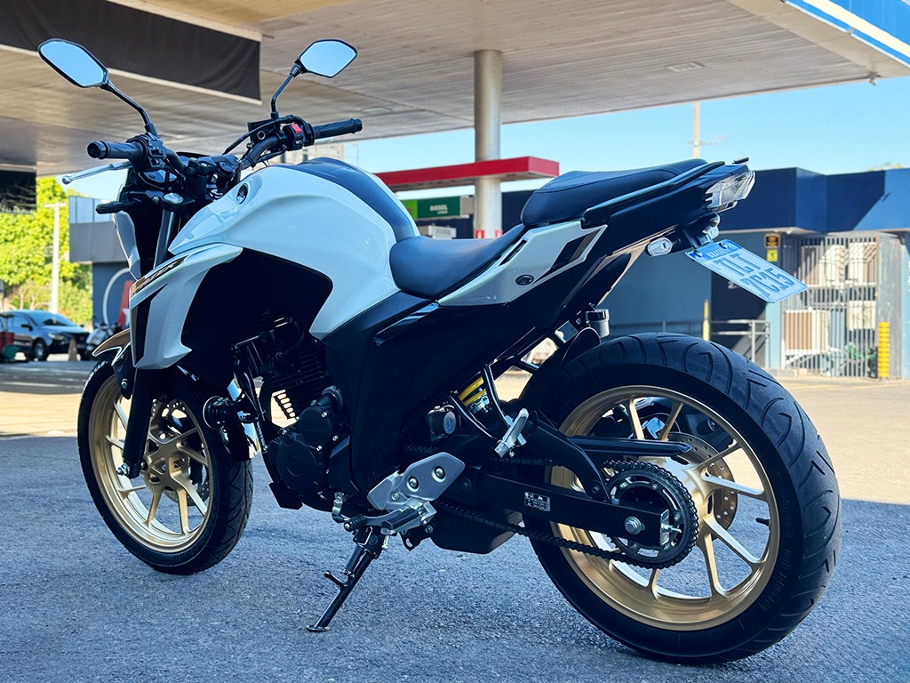 YAMAHA FZ25 FAZER CONNECTED ABS