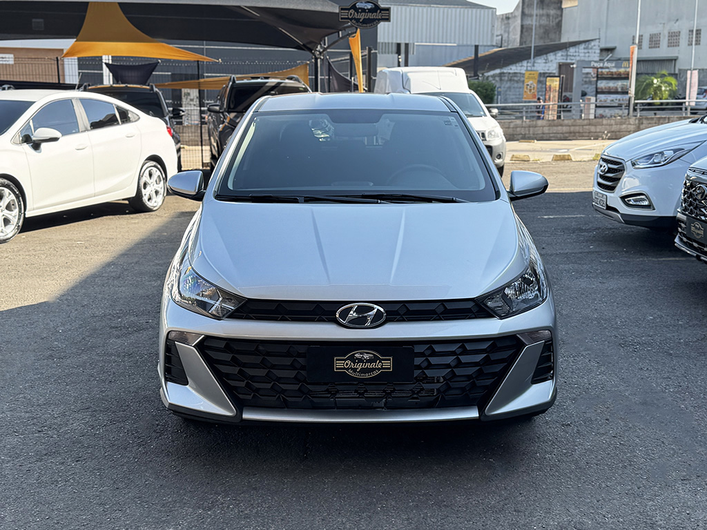 HYUNDAI HB20