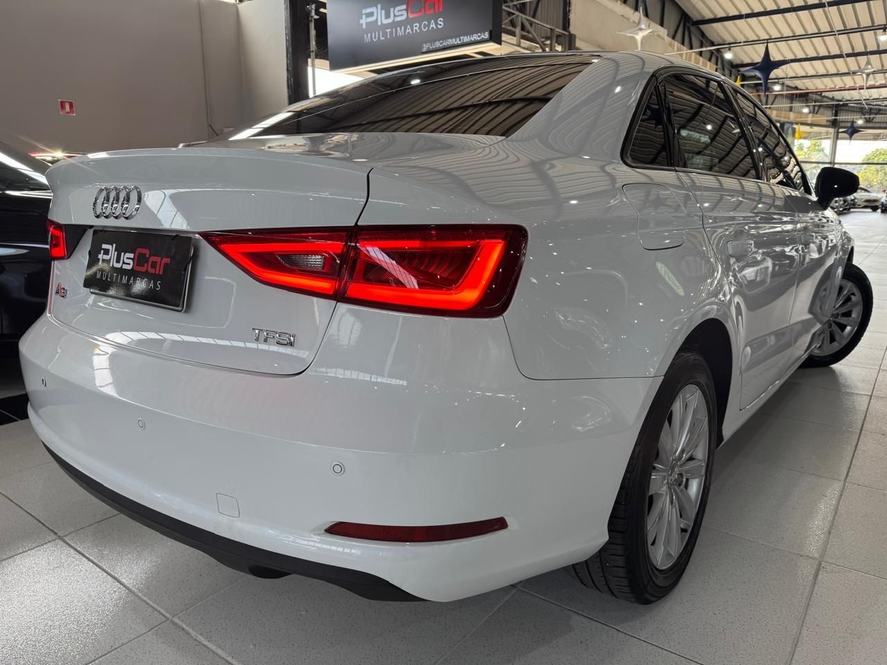 Car Image 4