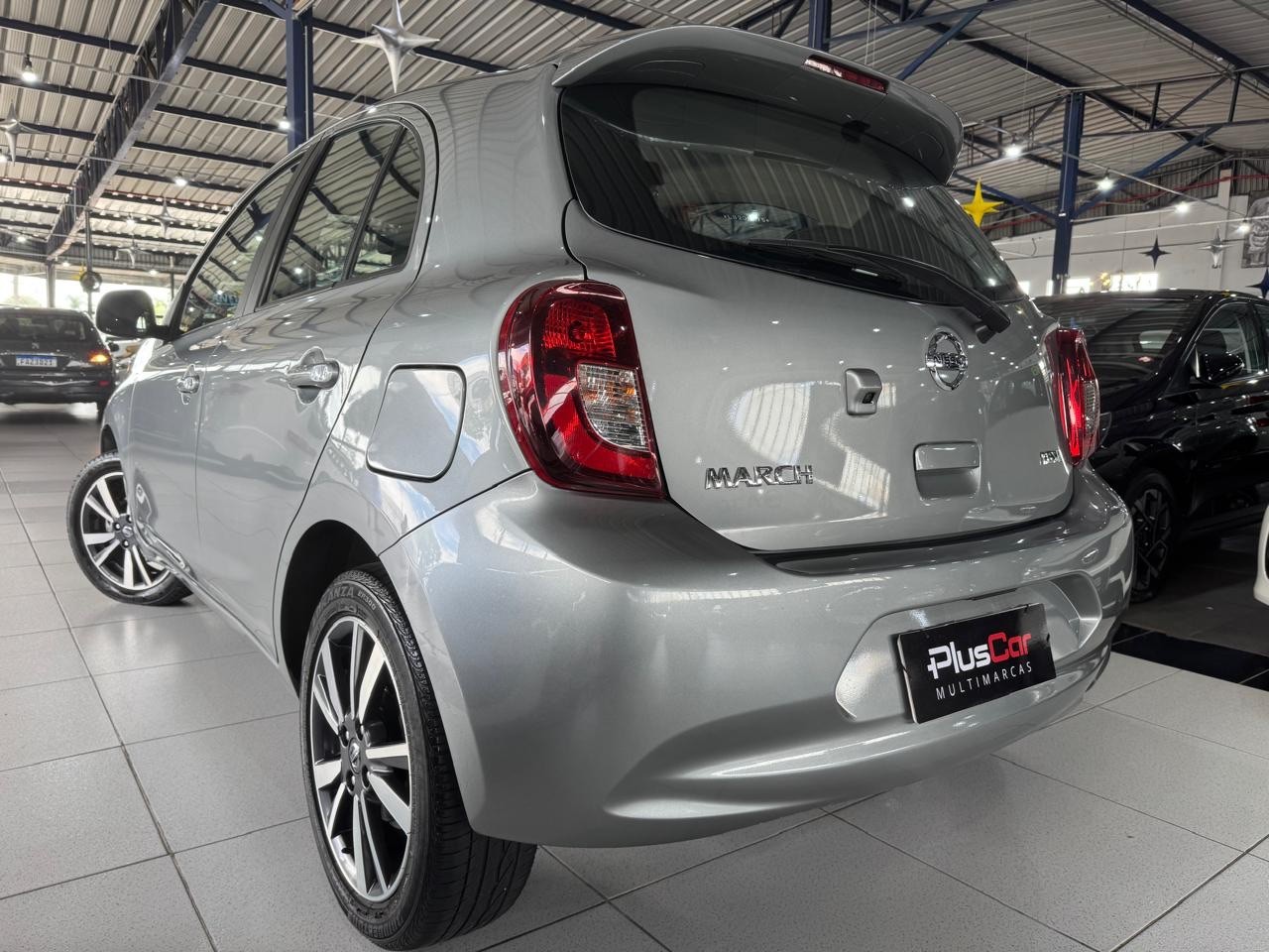 NISSAN MARCH 1.6 SL 16V 2020