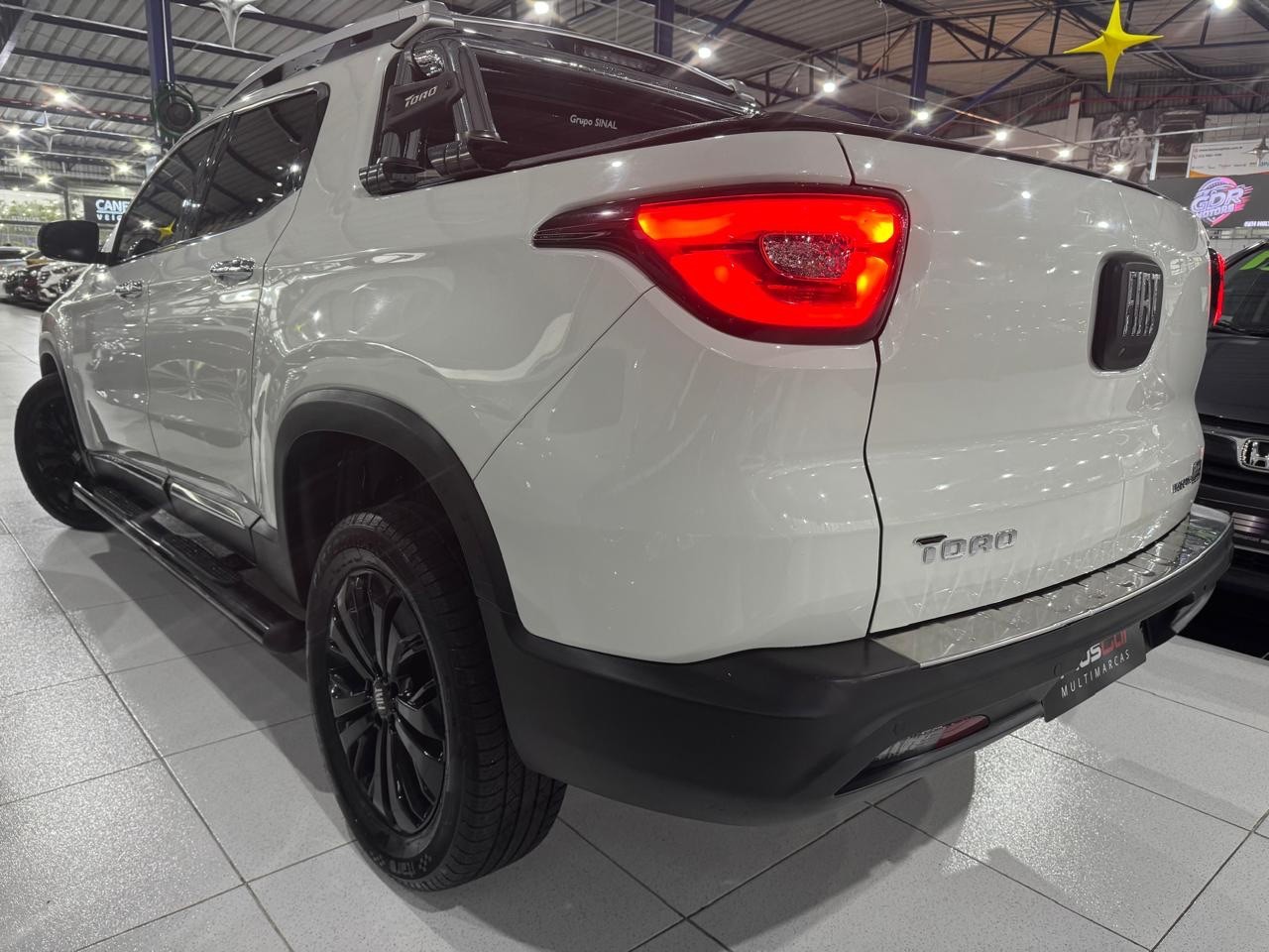 FIAT TORO 2.0 16V TURBO VOLCANO 4WD AT9 2022