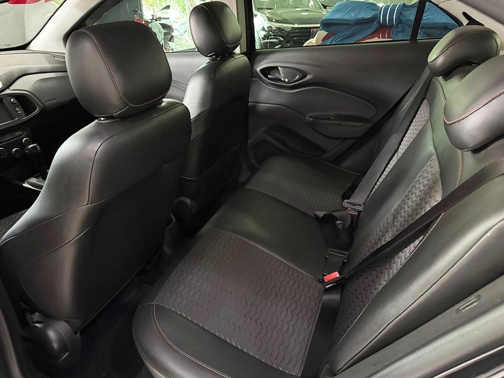 Car Image 8