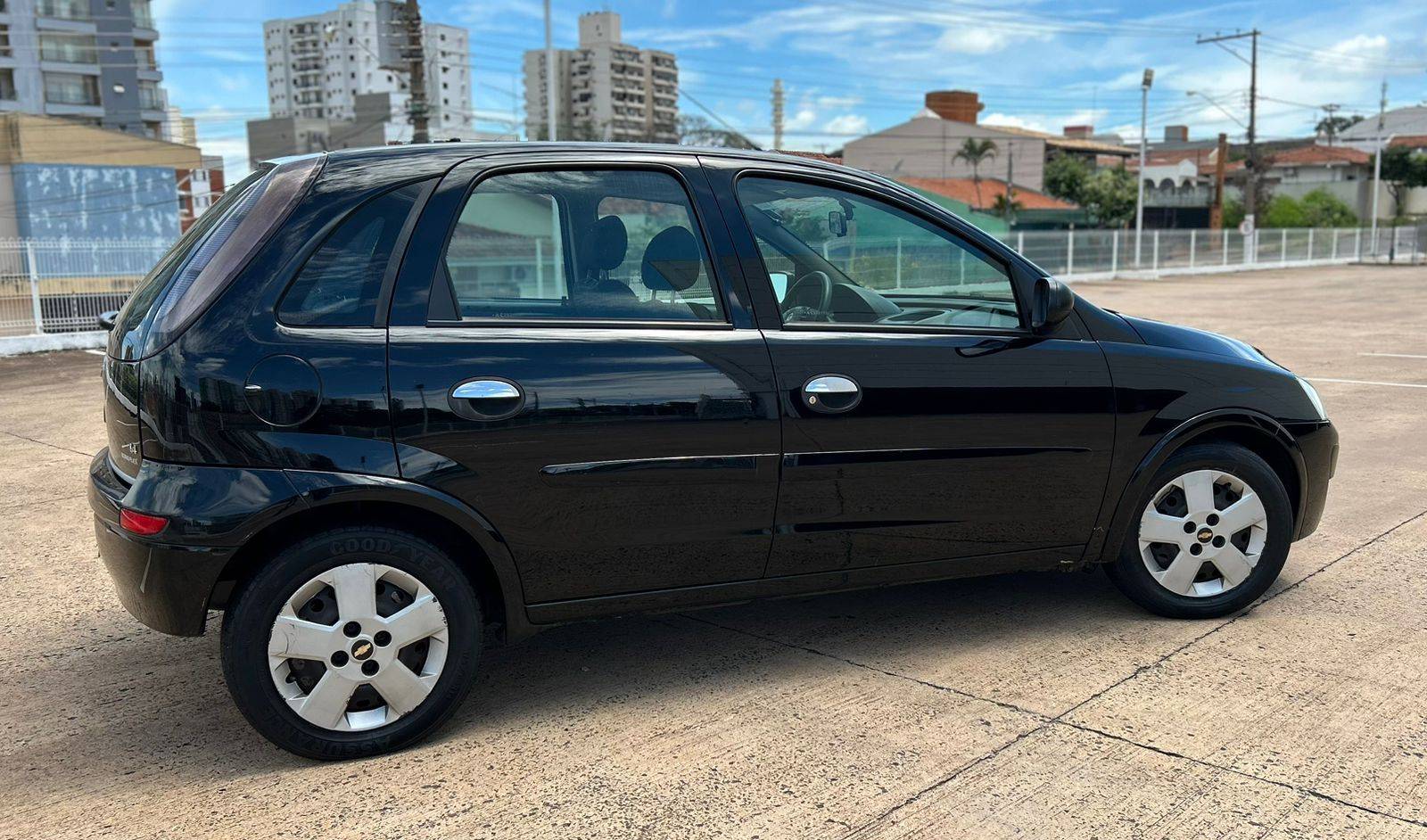 CHEVROLET CORSA