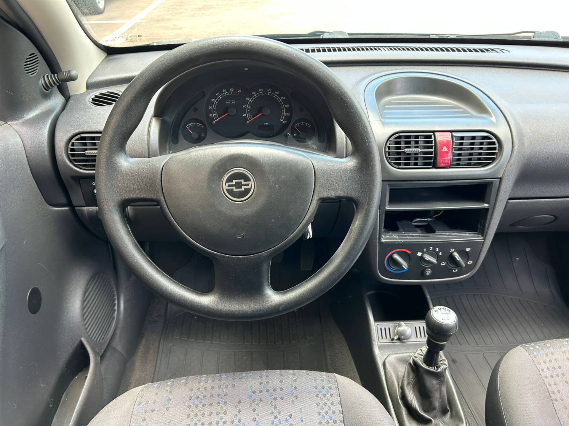 CHEVROLET CORSA